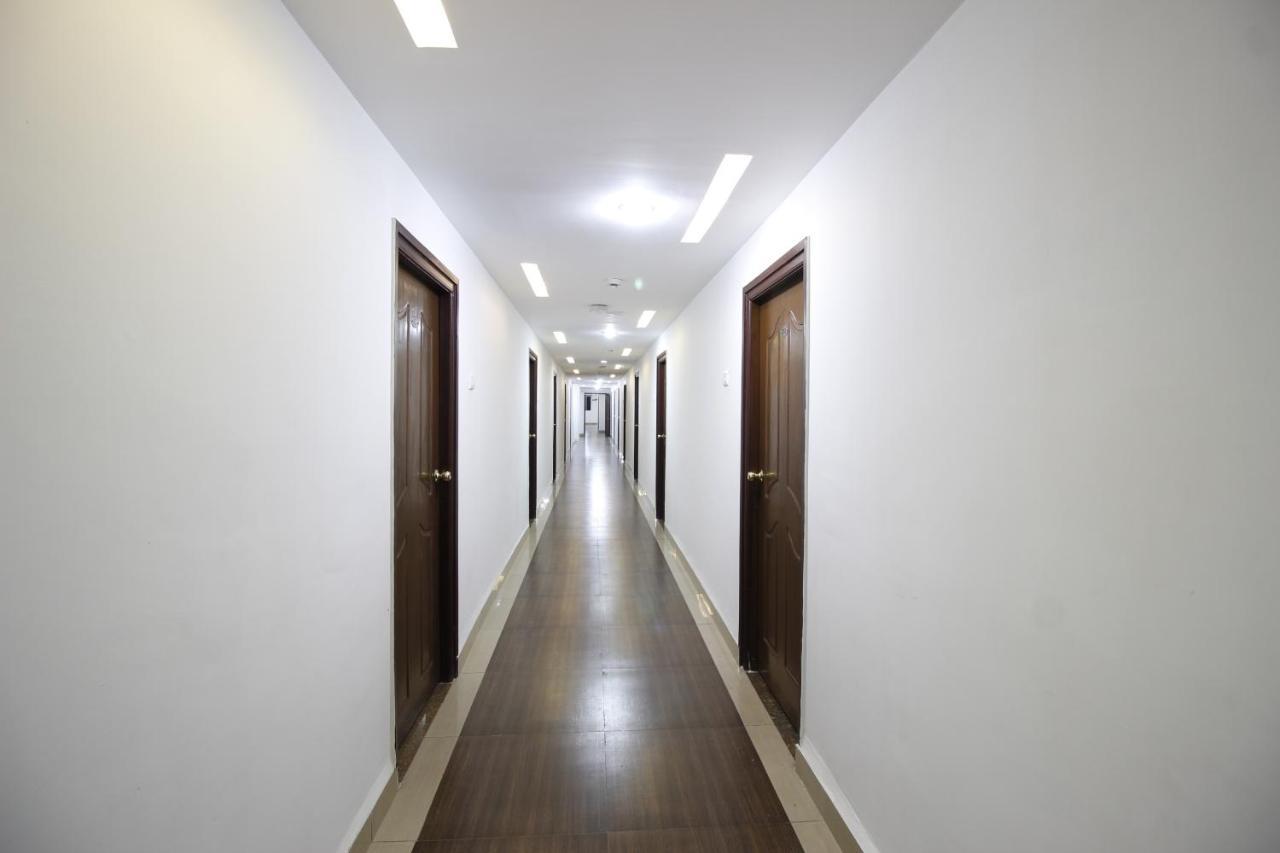Nova Pride Hotel 하이데라바드 외부 사진