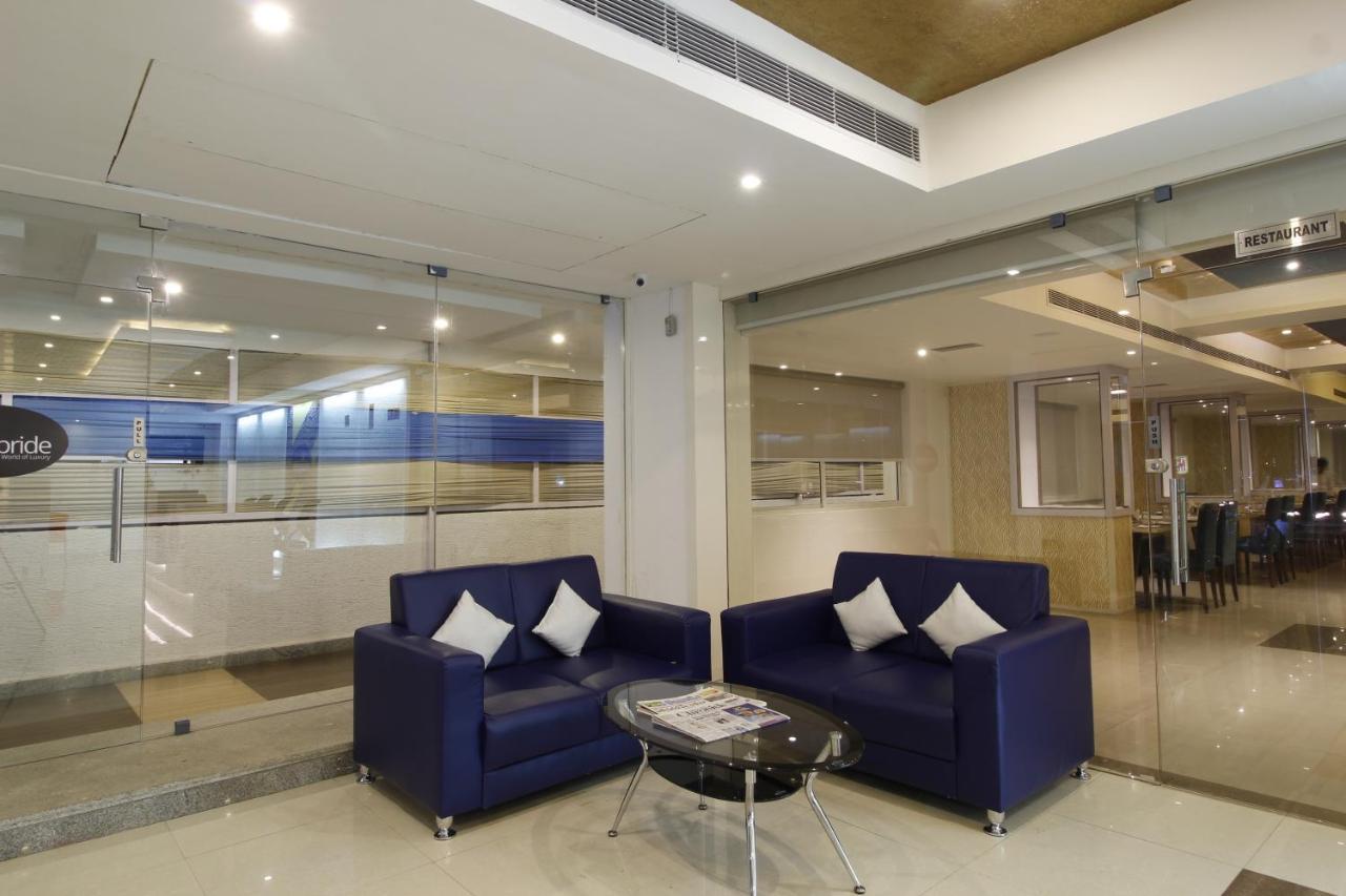 Nova Pride Hotel 하이데라바드 외부 사진