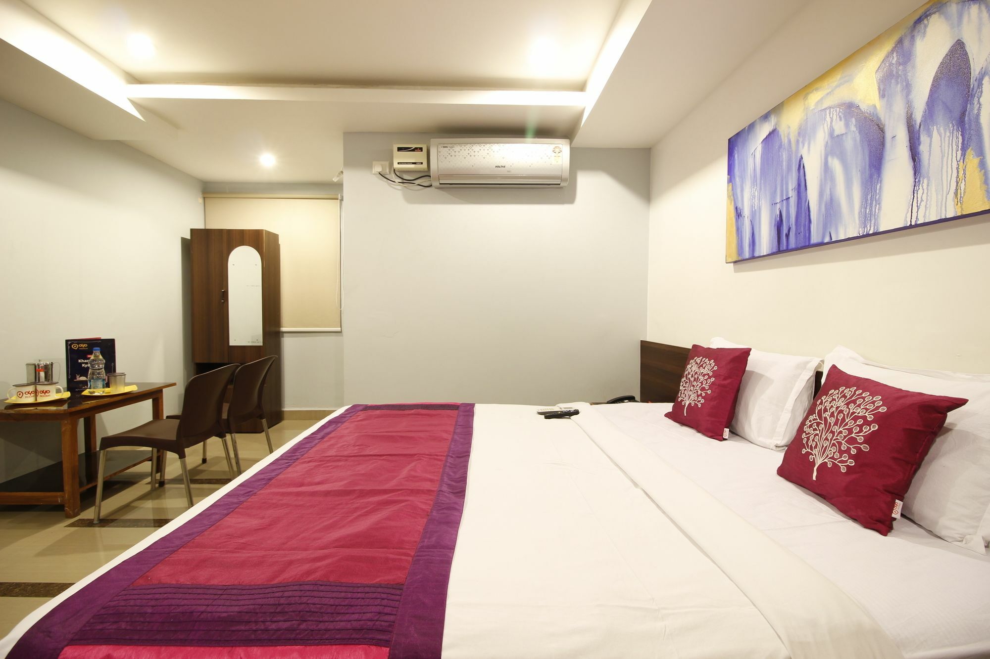 Nova Pride Hotel 하이데라바드 외부 사진